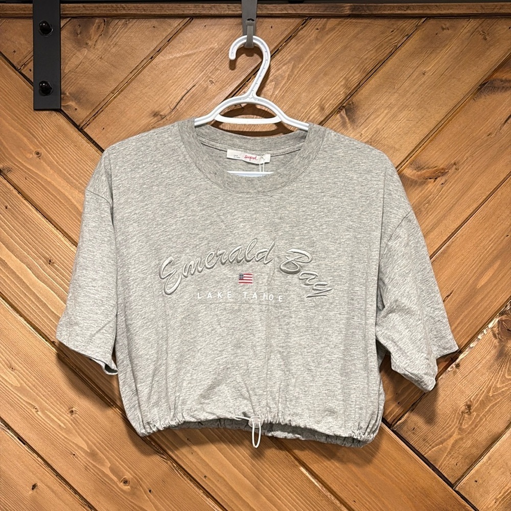 🆕 SUPRE Grey Short Sleeve Tee Casual Crop
